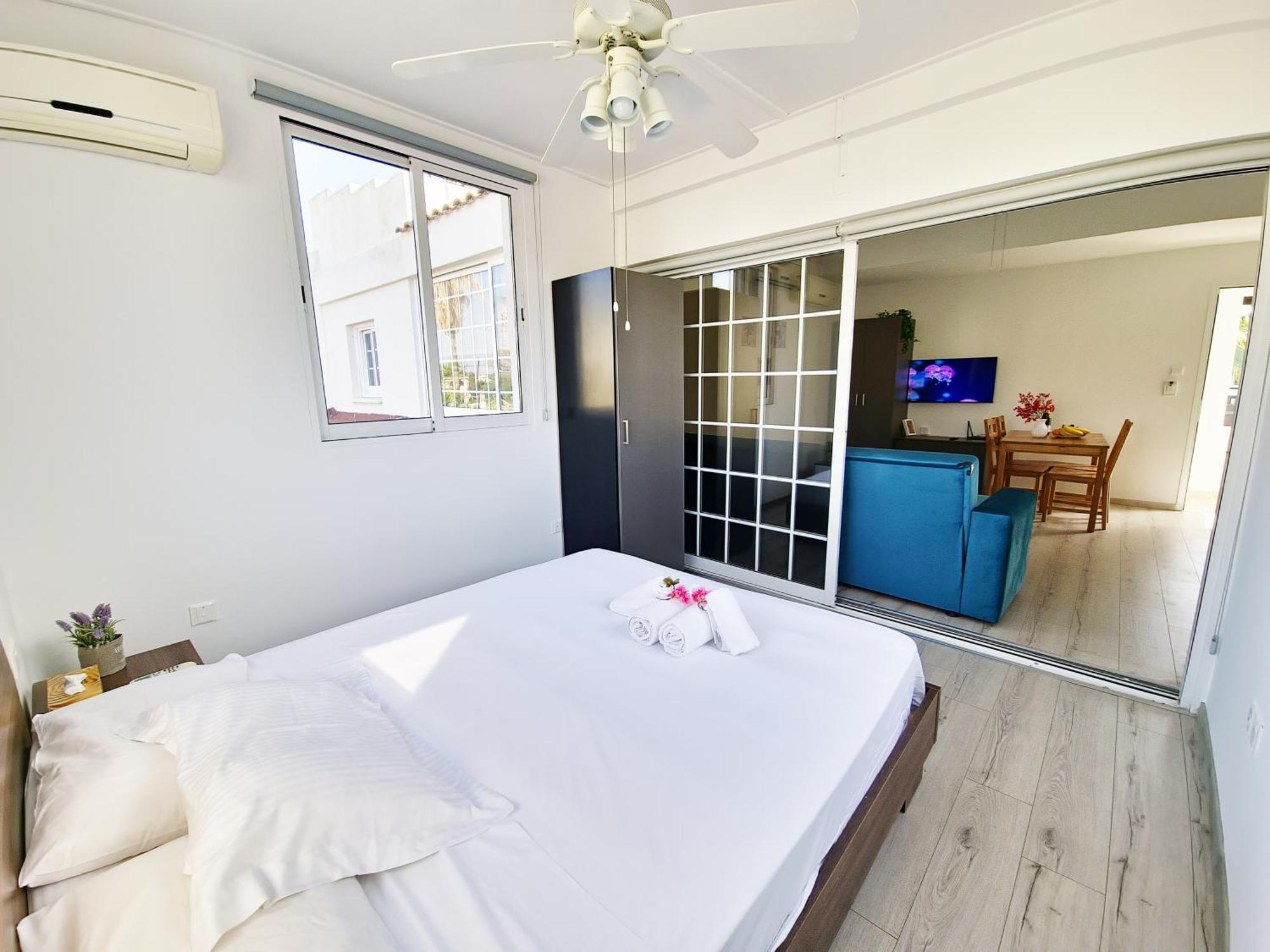 Oroklini Star 200Metres From The Sandy Beach Larnaka Exterior foto